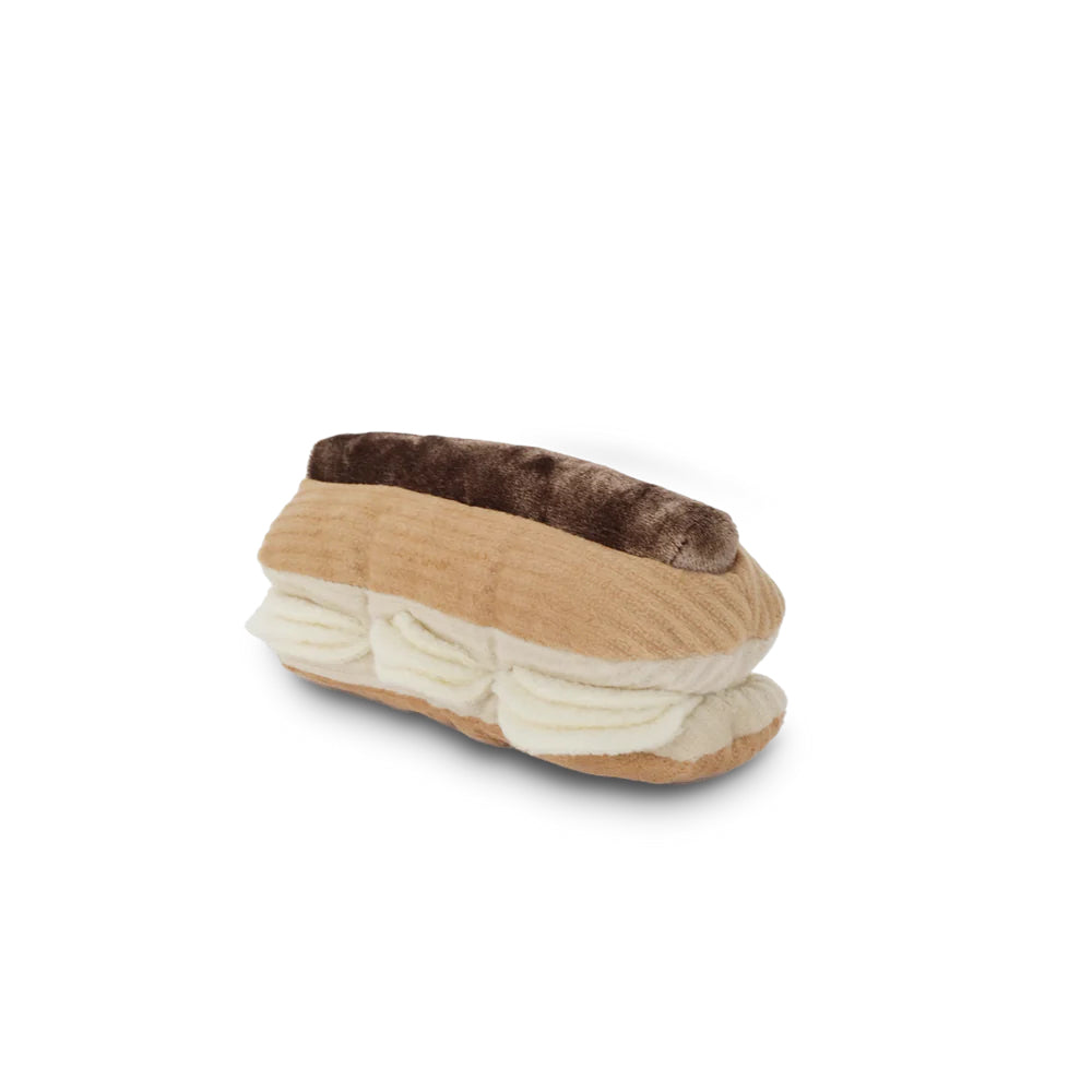 Lambwolf Collective - Eclair (15 cm)