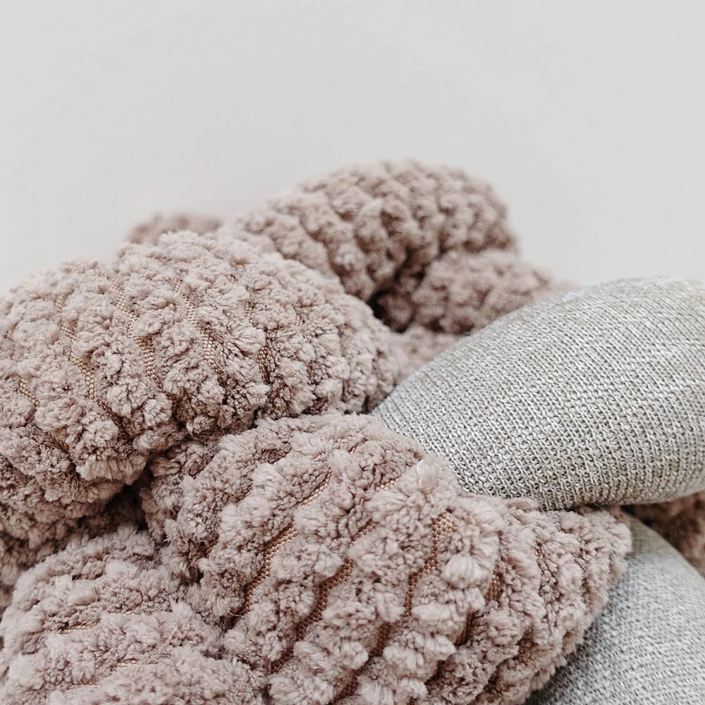 Lambwolf Collective - NOU Taupe