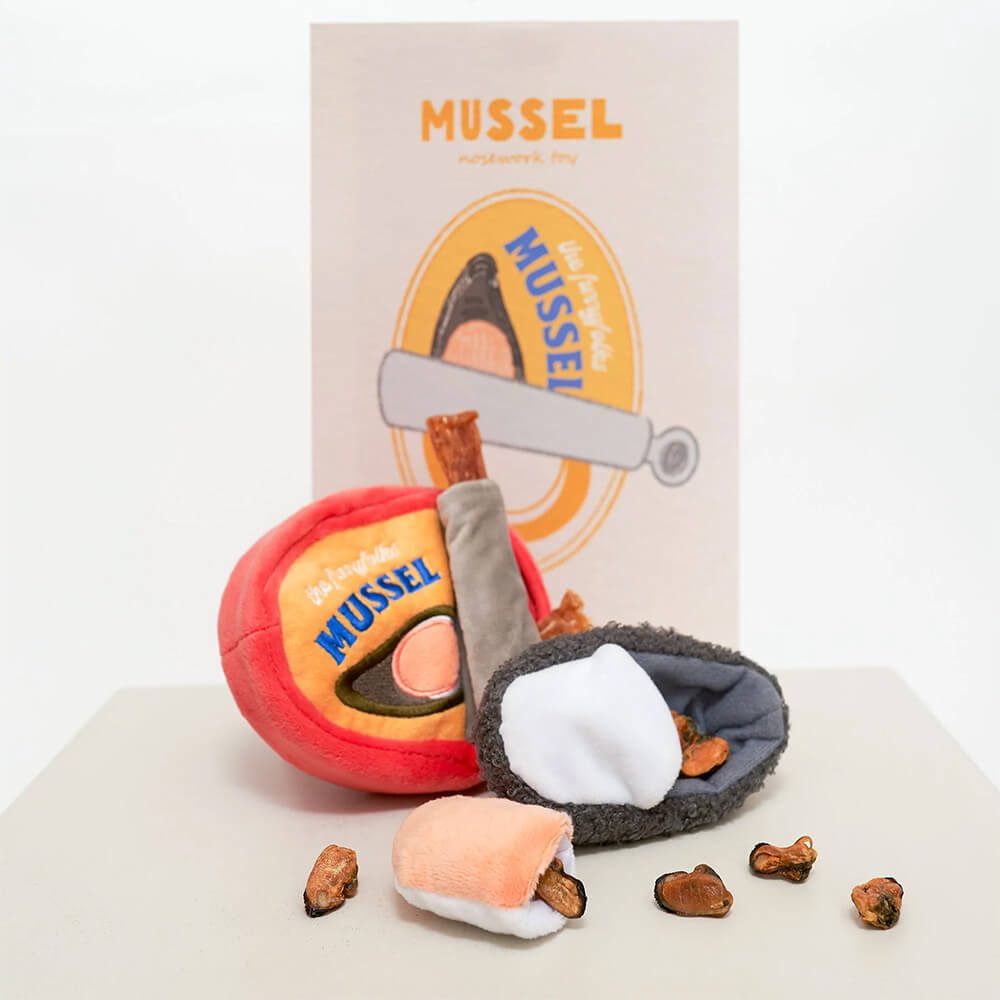 The Furryfolks - Tinned Mussel (13 cm)