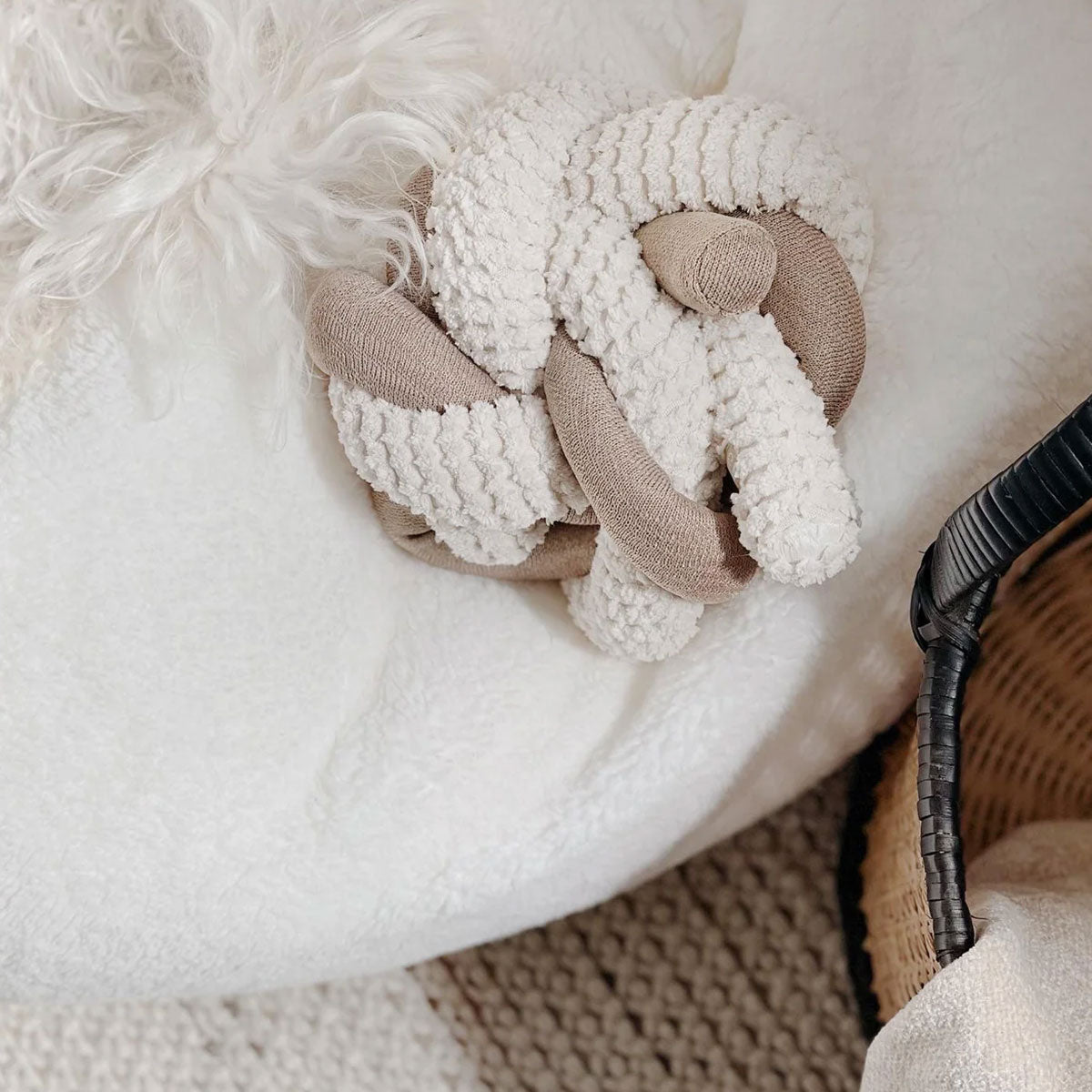 Lambwolf Collective - NOU Tan